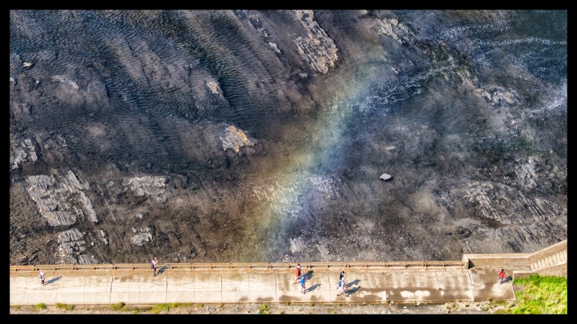 The waterfalls 26742